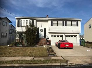 650 Franklin Dr, Perth Amboy, NJ 08861