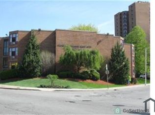 7 Laurel St #5, Worcester, MA 01608