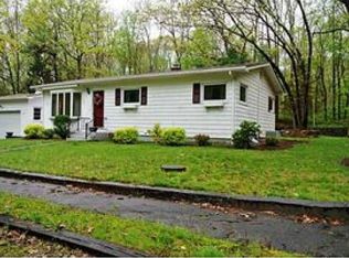 180 Lippitt Ave, Cranston, RI 02921