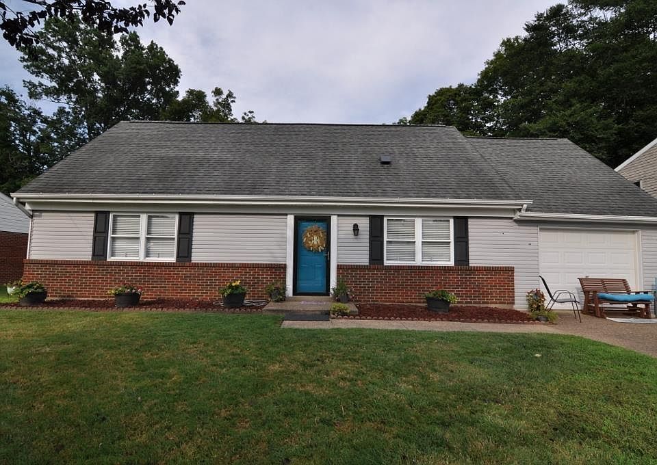 1st image of 240 Bartow Dr