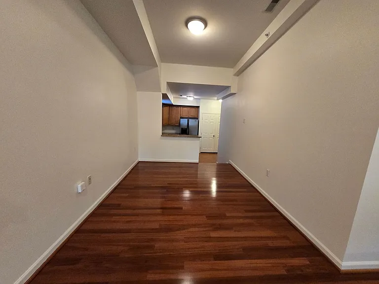 1932 W Girard Ave #3 — Photo 2
