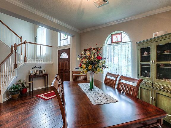 5th image of 16114 Aberdeen Forest Dr