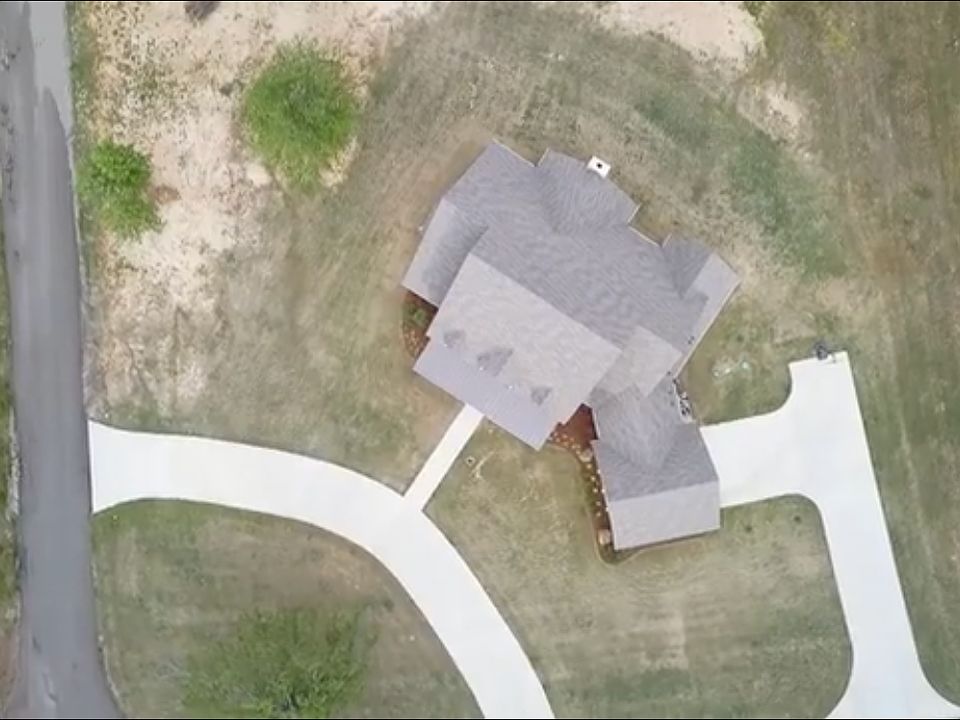 1st image of 133 Nelson Dr