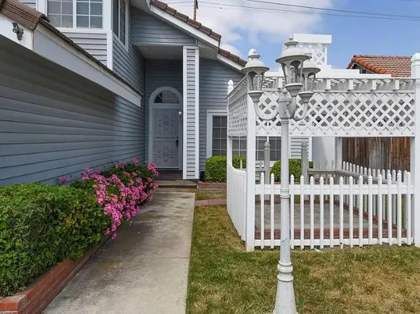 683 Jonquil St, Hemet, CA 92545