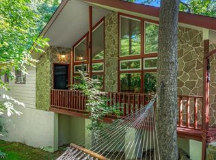 1049 Elm Dr, Bridgewater, NJ 08807