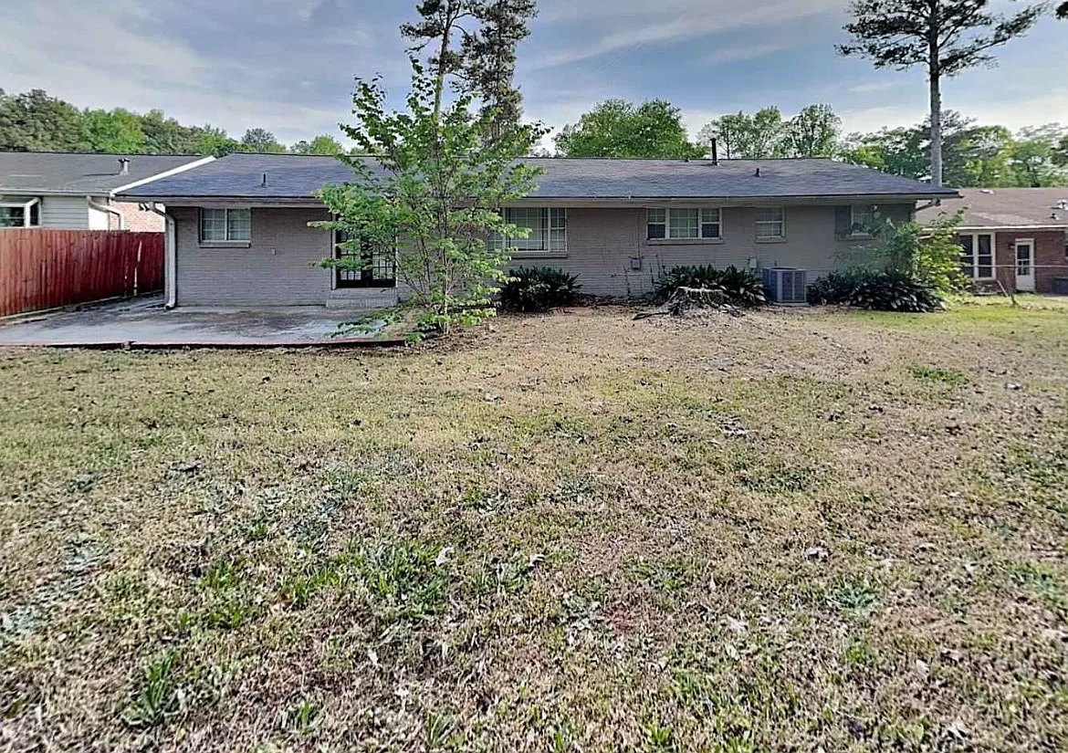 Building Photo - 2819 Rainbow Forest Dr
