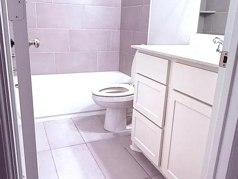 832 Azul Lagoon Dr — Photo 14