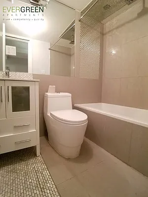 Rented by Evergreen Apartments BK | media 4