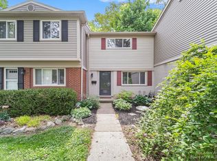 3176 Williamsburg Rd, Ann Arbor, MI 48108