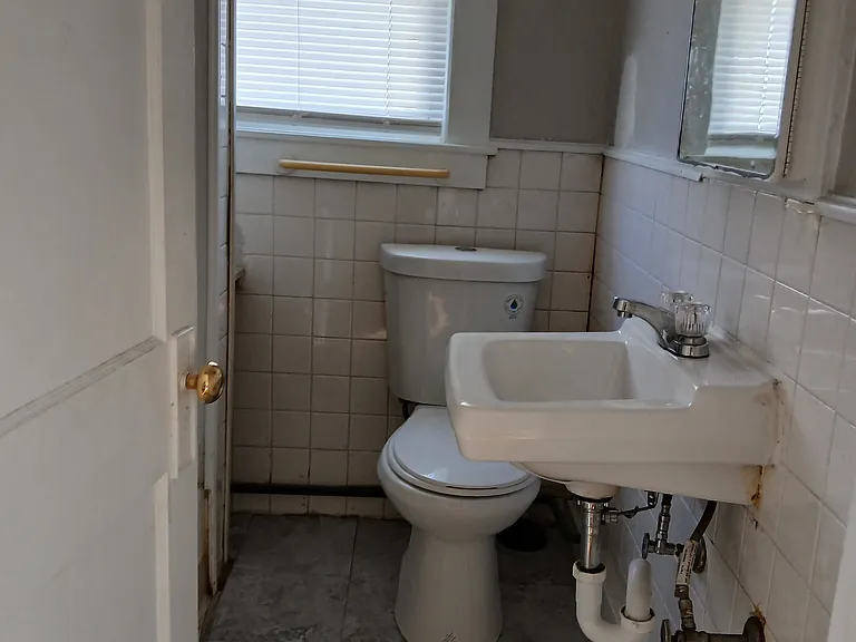229 Rock St — Photo 7