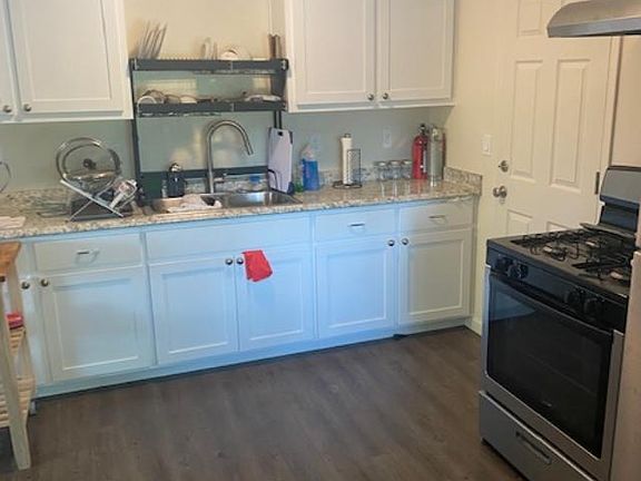 4th image of 547 Johnston St