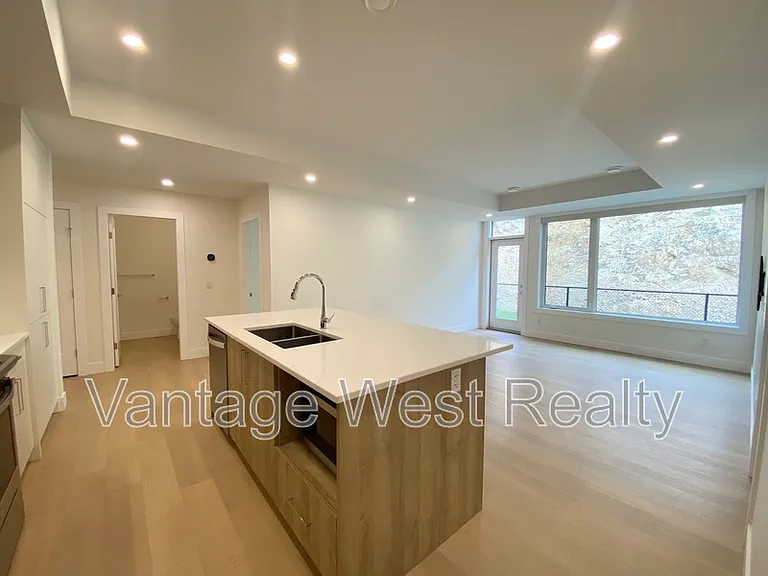 767 Deans Dr #2 — Photo 8