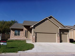 2529 S Maize Ct, Wichita, KS 67215