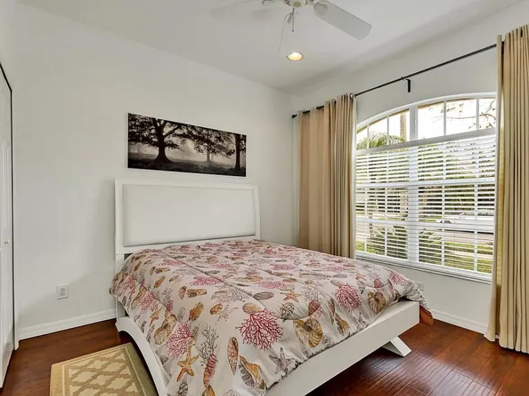 9512 Greenpointe Dr — Photo 10