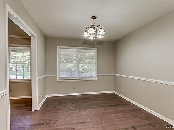 5th image of 4348 Woodland Forrest Dr