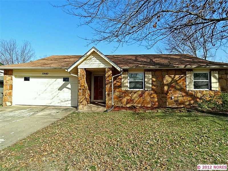 1st image of 13563 S Hickory Pl E
