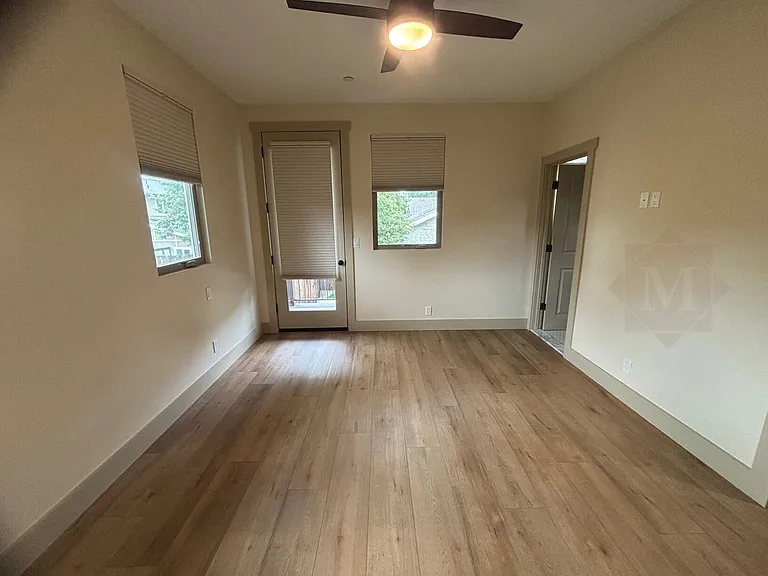 1731 Laurel Ave — Photo 6