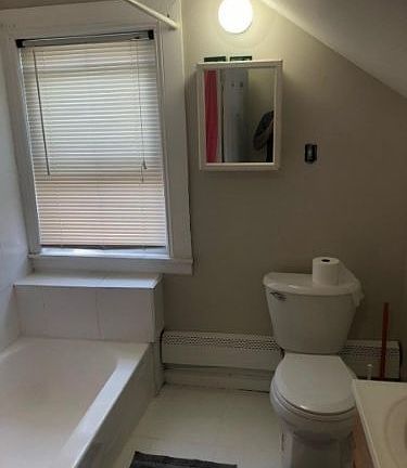 5th image of 171 Brookwood St #3