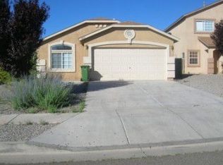 7068 Labrador Dr NE, Rio Rancho, NM 87144