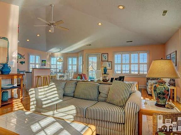 4th image of 801 N Fort Fisher Boulevard