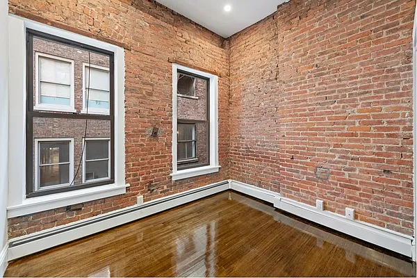 Rented by Douglas Elliman | media 26