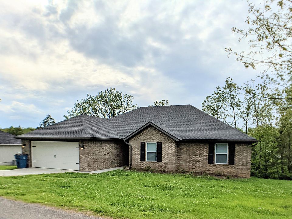 1st image of 2 Slifer Ln