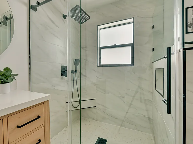 918 N San Vicente Blvd #D — Photo 11
