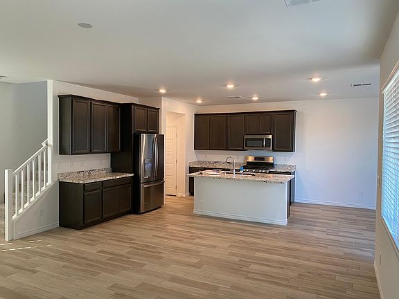 2nd image of 7112 Sayonara Vista St