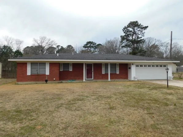 304 8th St SE, Springhill, LA 71075
