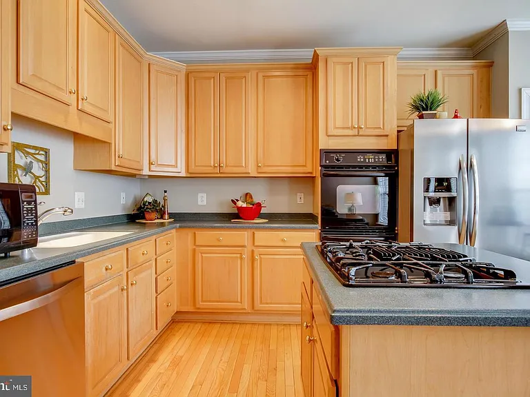 2814 Laura Gae Cir — Photo 9