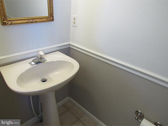 2nd image of 421 Woodstock Ln