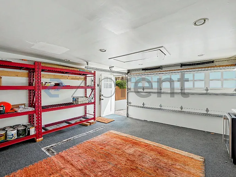 517 Sapphire St — Photo 19