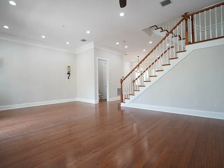 214 S Latitude Cir — Photo 11
