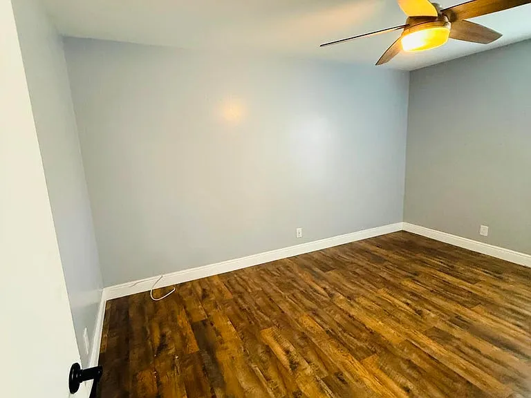 12134 Regal Ct E — Photo 11