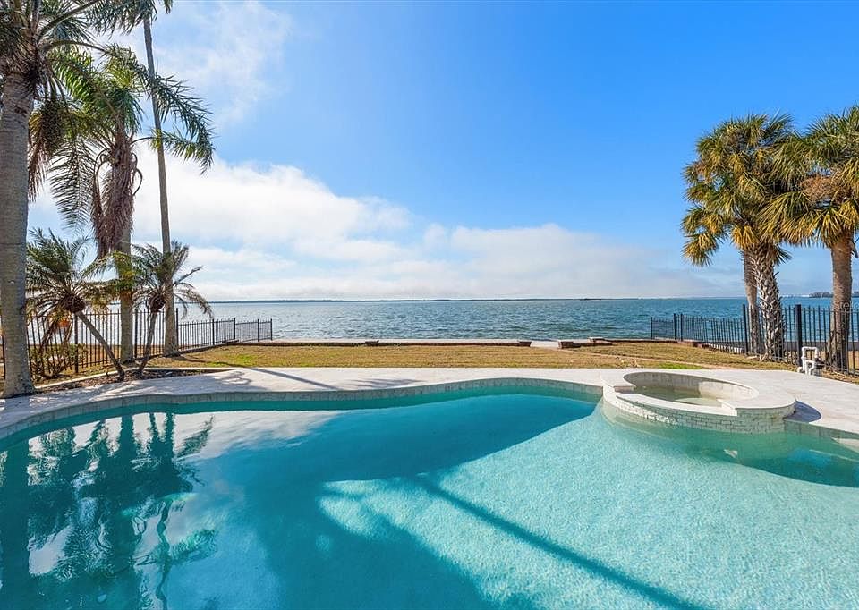 1st image of 1614 Santa Barbara Dr