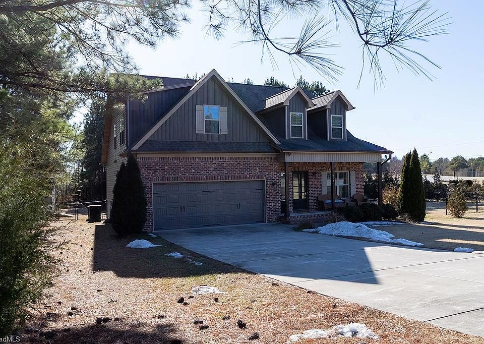1st image of 112 Wallburg Fields Ln