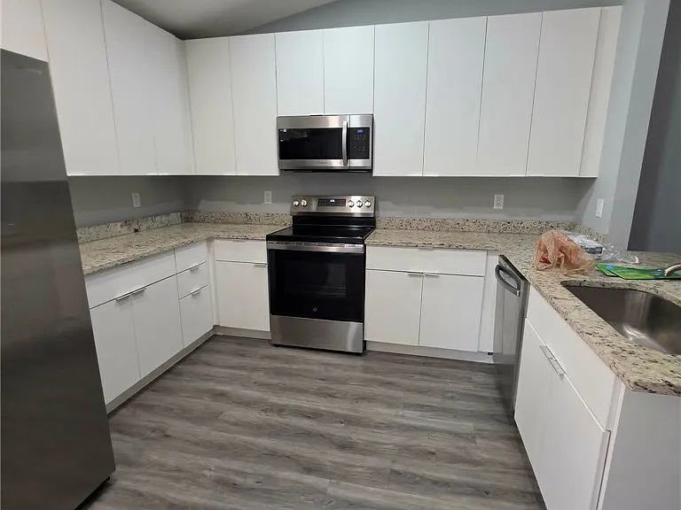 7871 N Golfview Dr — Photo 11