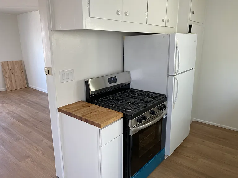 224 17th Pl #224 — Photo 9