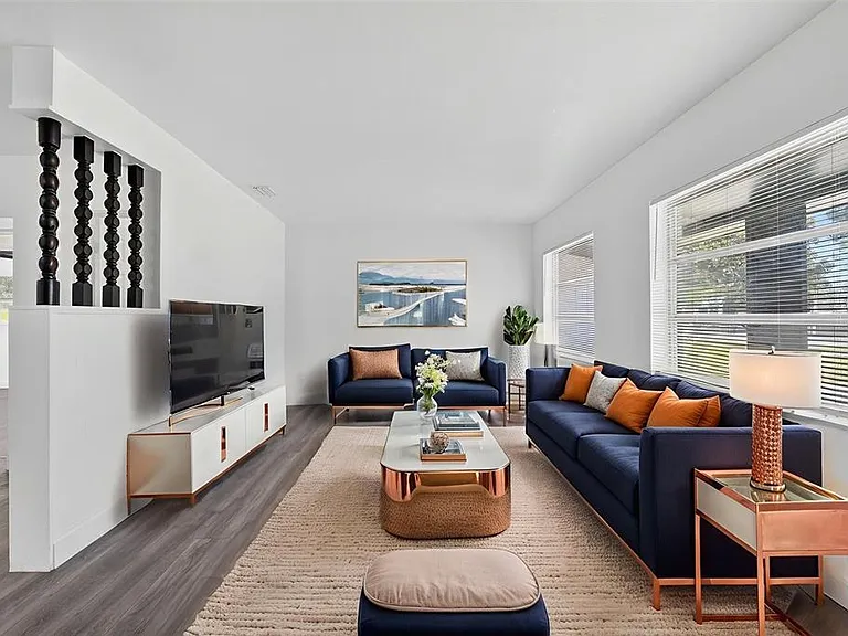 3034 Touraine Ave — Photo 9