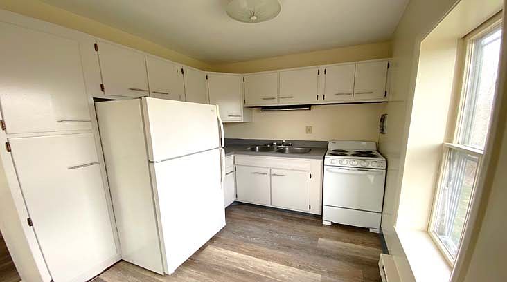 1st image of 82 South St Unit 3