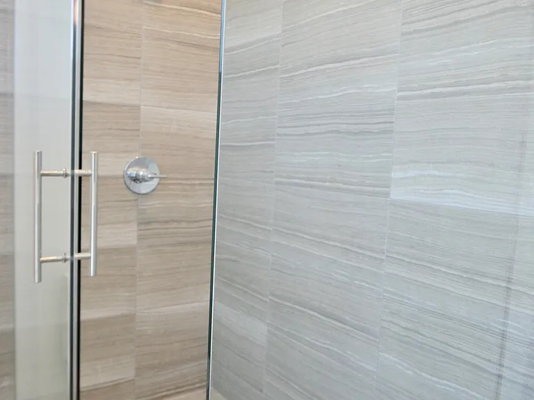 Lido Apartments - 4025 Grandview — Photo 45