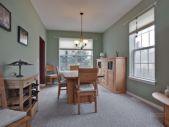 5th image of 1937 Clarewood Ln