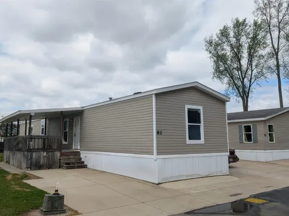 220 Maple Ln #82, Green Springs, OH 44836