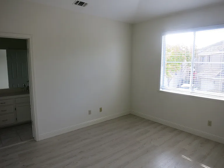 2nd bedroom on the upper level