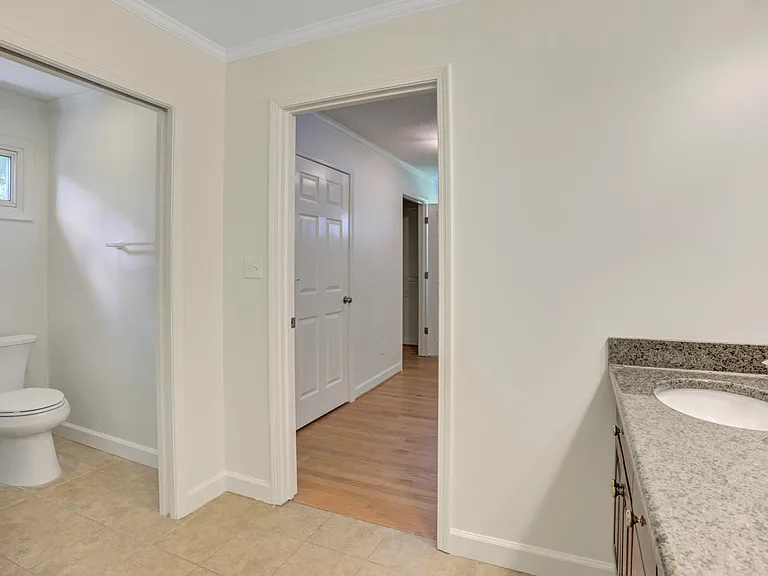 121 Marshdale Ave SW — Photo 20