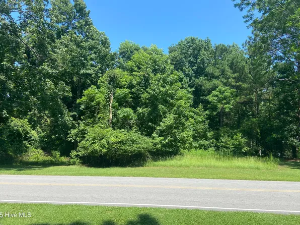 664 W Firetower Road, Swansboro, NC 28584