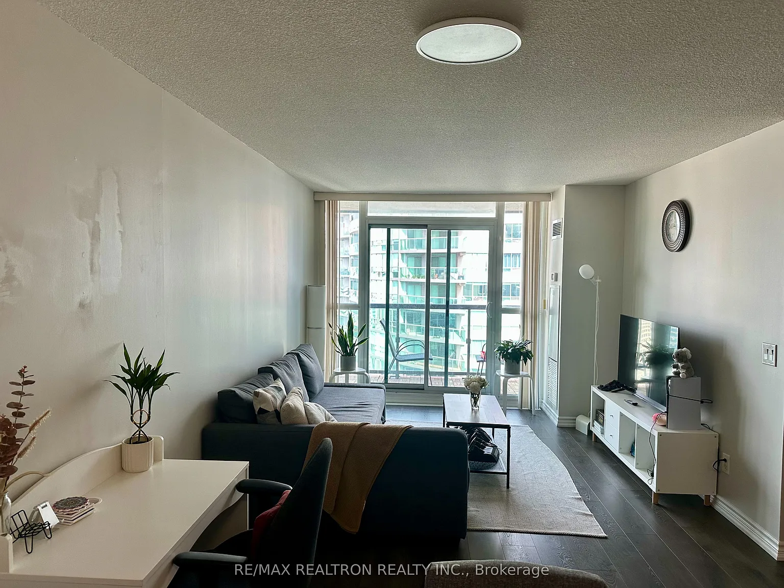 2 bed, $2,800 — Photo 2