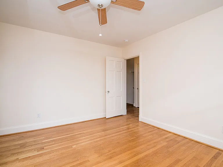 1731 Taylor St NW — Photo 17