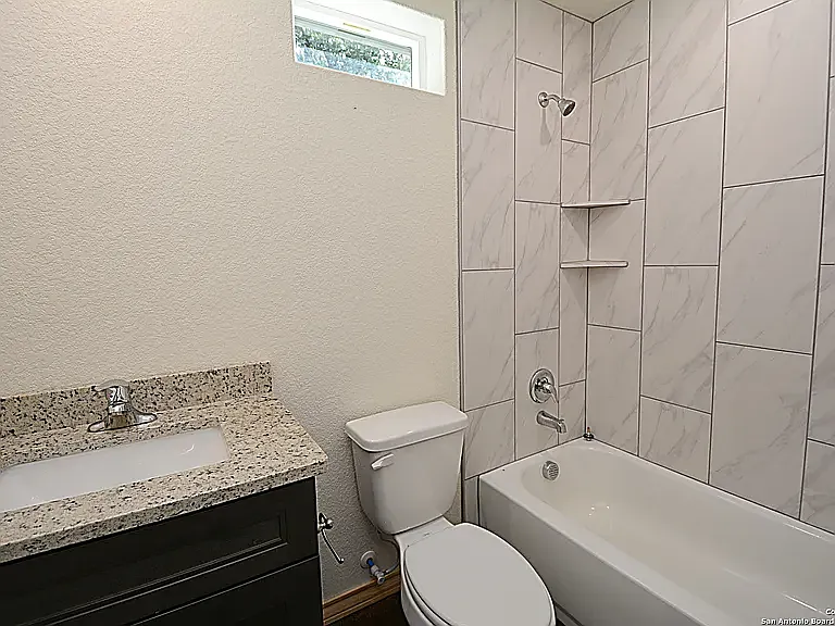 3316 Contour Dr — Photo 9