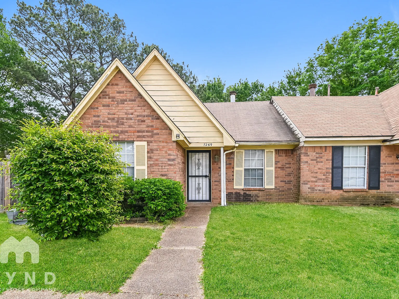 3 bed, 2.0 bath, 1115 sqft, $1,225 — Photo 3
